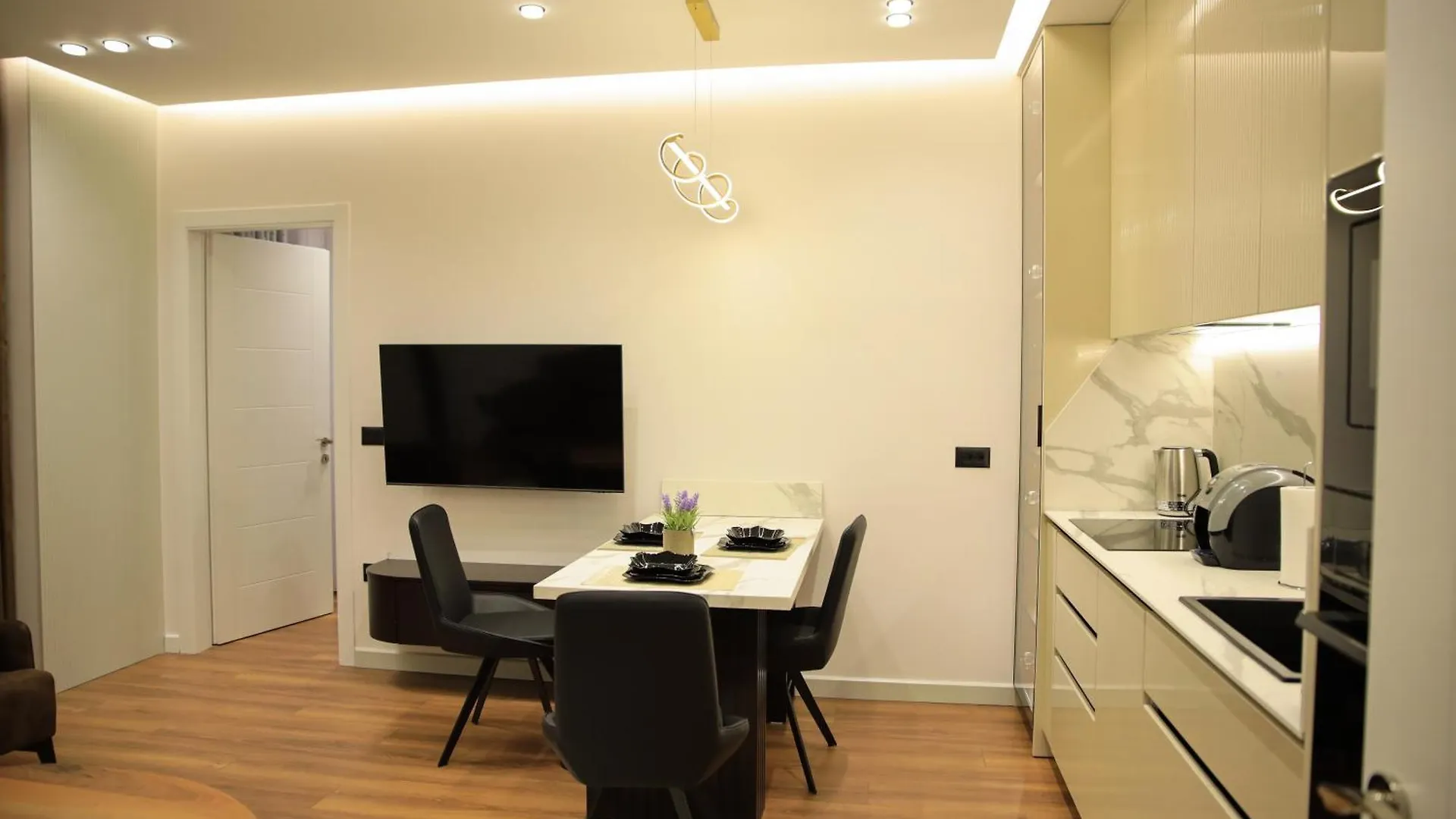 Lm Apartments Tirana